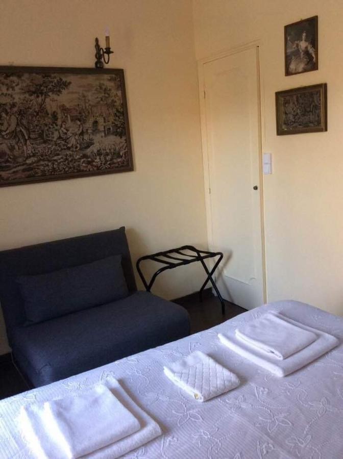 Les Rocailles De La Reine Bed & Breakfast Lamonzie-Montastruc Bagian luar foto