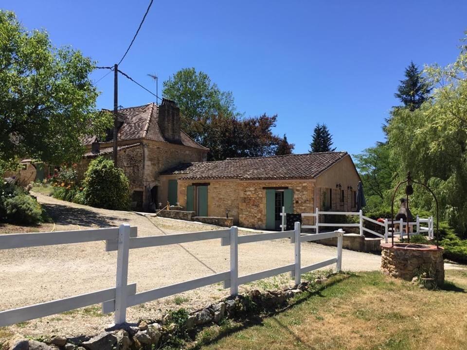 Les Rocailles De La Reine Bed & Breakfast Lamonzie-Montastruc Bagian luar foto