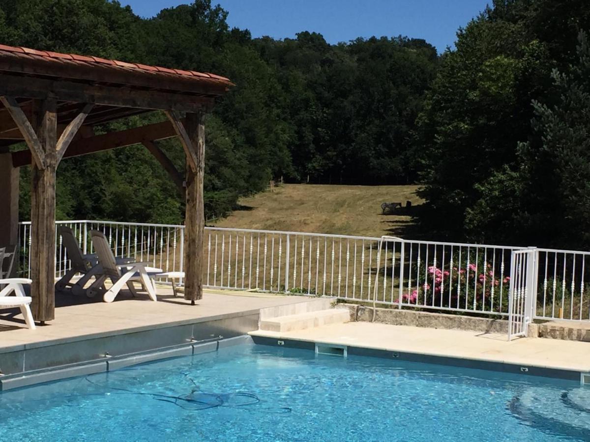 Les Rocailles De La Reine Bed & Breakfast Lamonzie-Montastruc Bagian luar foto